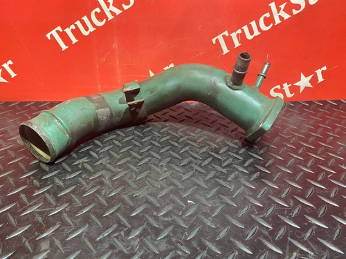 Патрубок системы охлаждения