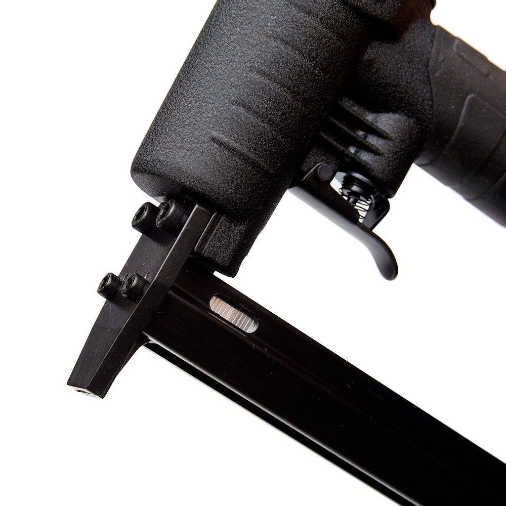 Пистолет скобозабивной мебельный Hybest 8016F (пневматический, обивочные скобы тип 80 21Ga)