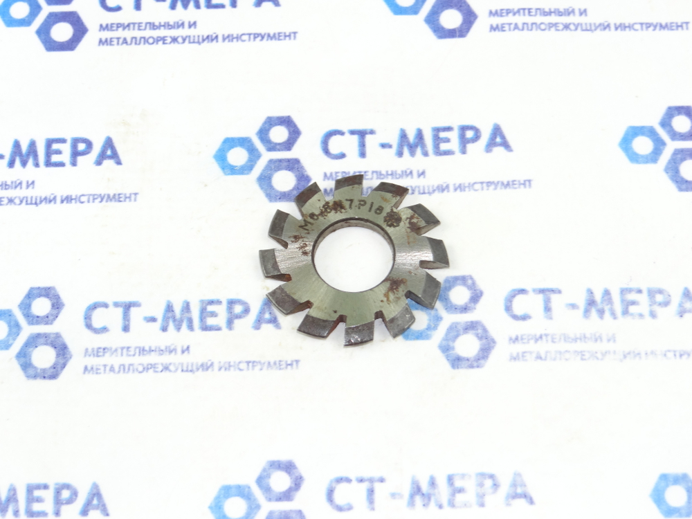 Фреза модульная М0.8 №7 Р18 z=12 dпос=13 D=32