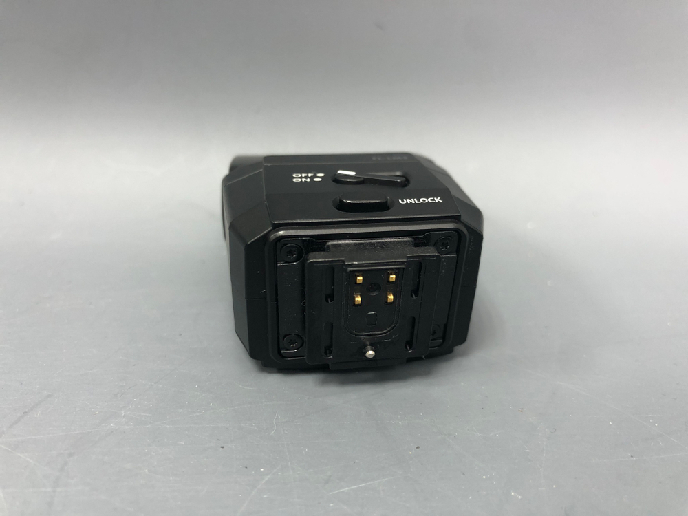 Olympus FL-LM3