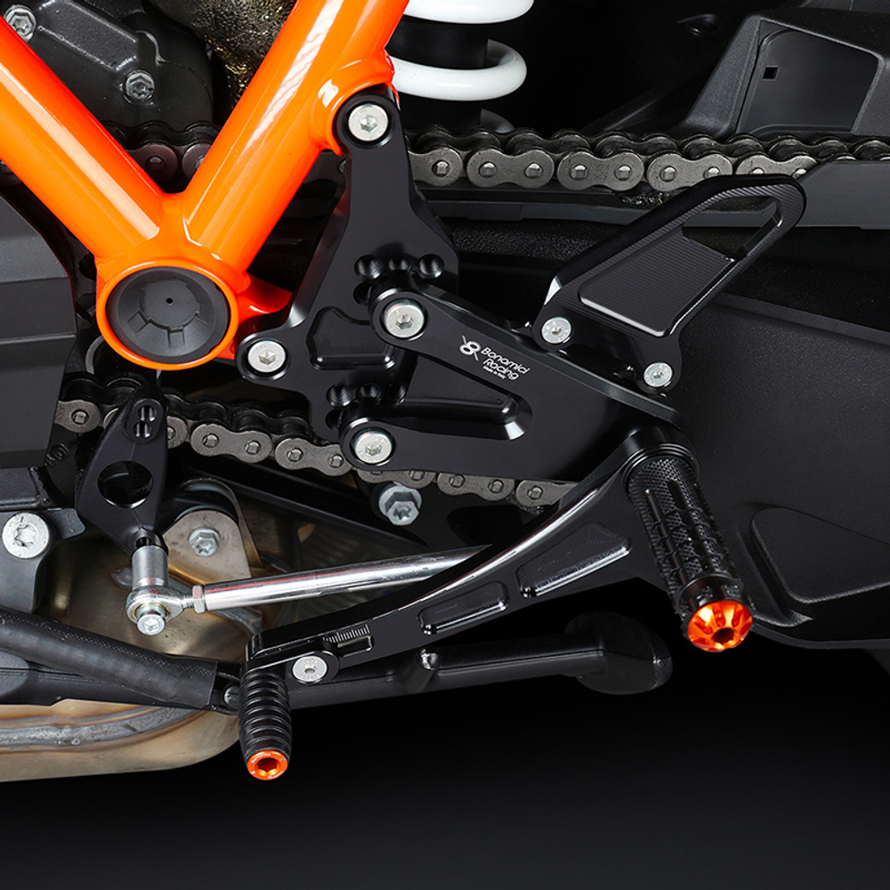 Bonamici Racing Педальный узел KTM Super Duke 1390 R