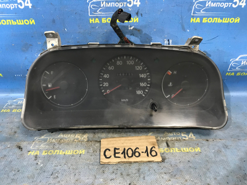 Щиток приборов TOYOTA COROLLA 1995