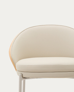 Стул барный Eamy из бежевой экокожи, ясеневого шпона с натуральной отделкой и бежевого металла