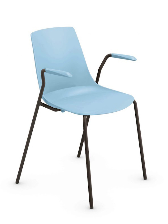 KLC стул на 4 ногах с подлокотниками