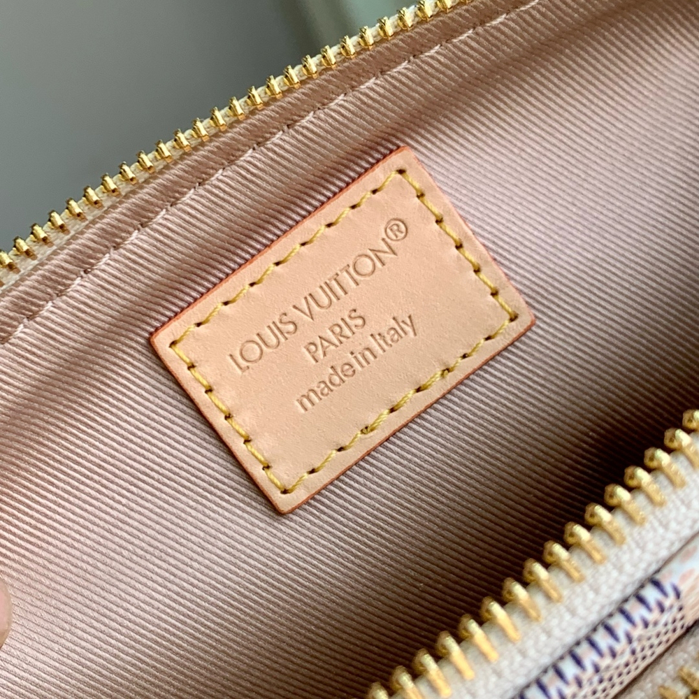 Louis Vuitton Keepit
