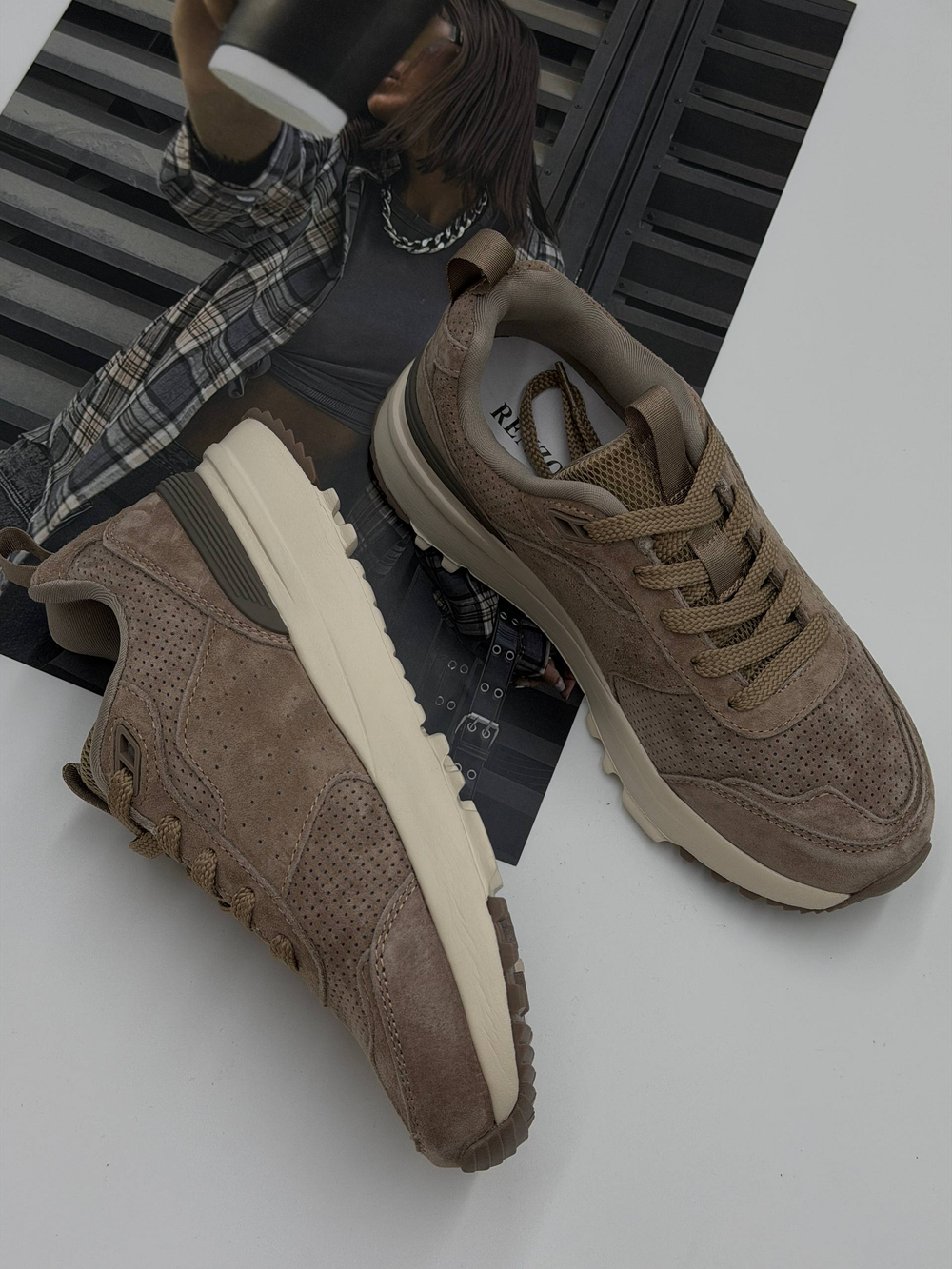 Кроссовки женские натуральная кожа арт. 283-1 цвет "бежево-коричневый"