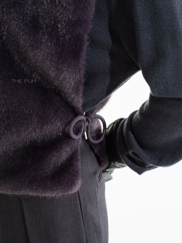 Графитовая манишка из эко-меха на молнии