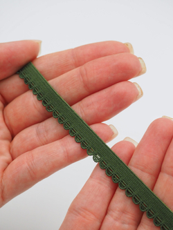 Бельевая резинка хаки ажурная ширина 10 мм с учетом фестона