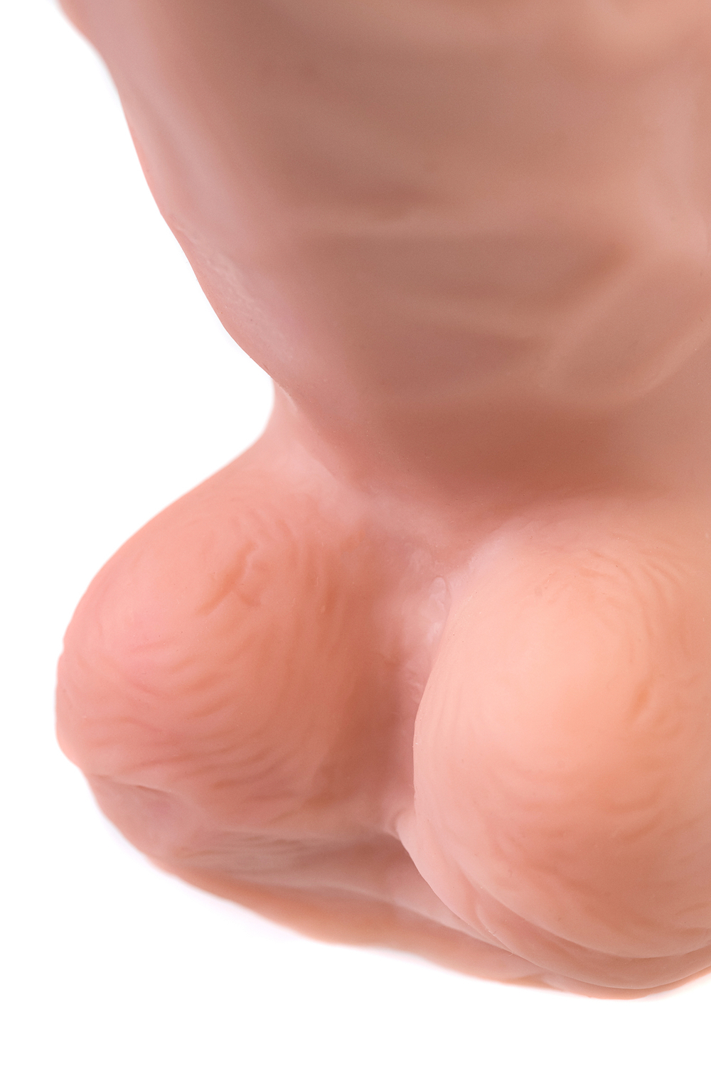 Фаллоимитатор-гигант LoveToy реалистичный телесный 27 см