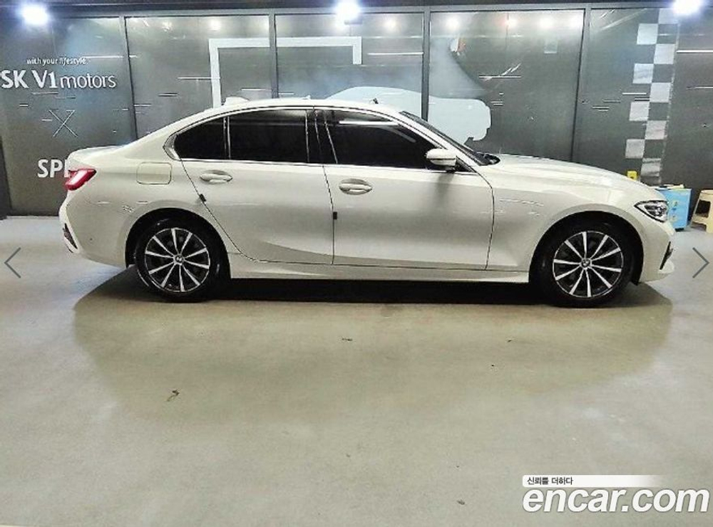 BMW 3 Series (G20) 320i (04.2020)