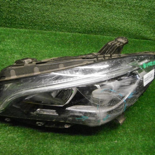 Битая Фара левая Mercedes CLA w117 C117 (2016-2019) LED