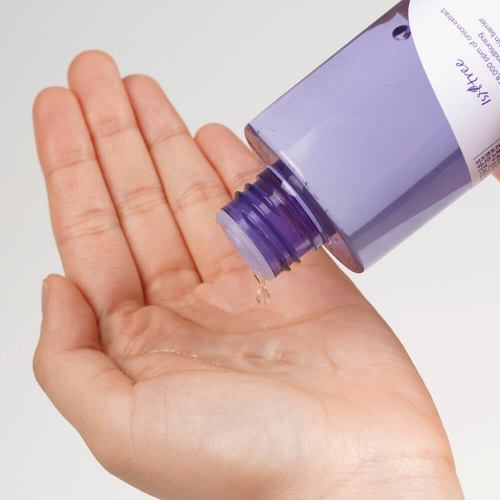 Тонер-эссенция для проблемной кожи с красным луком IsNtree Onion Newpair Essence Toner