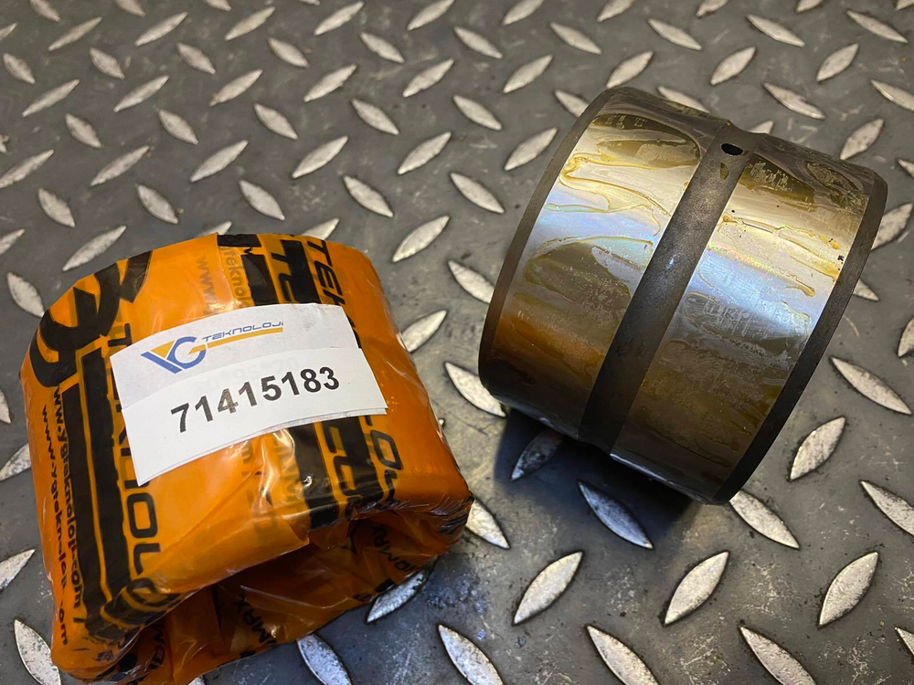 Втулка 71415183