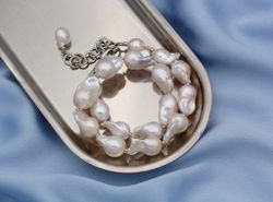 Роскошное колье из барочного жемчуга