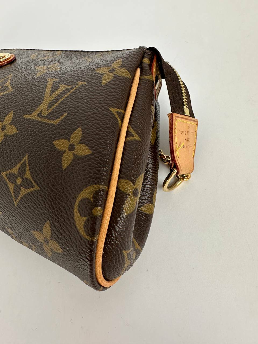 Сумка Louis Vuitton Eva Monogram