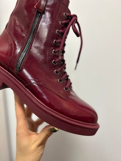 Ботинки женские