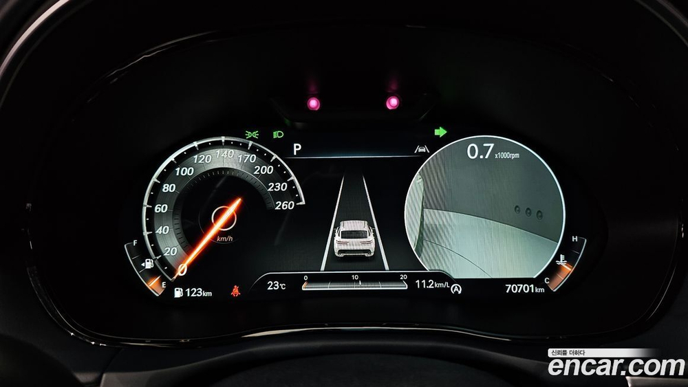 Genesis GV70 2.5T Бензин 2WD (03.2021)