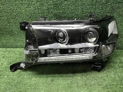Фара левая Toyota Land Cruiser 200 15-21 LED Black