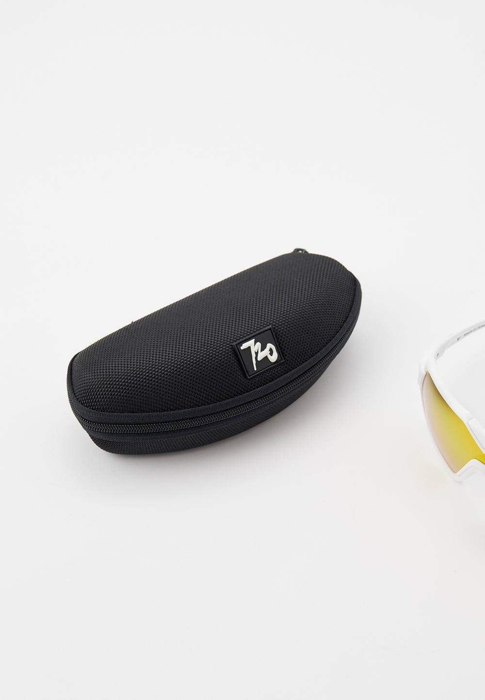 Спортивные очки 720armour V / Matte White / Glossy White Temple / Champion Gold Ti Lens