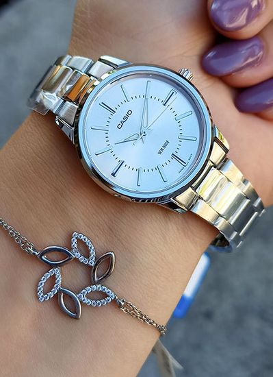 Наручные часы Casio LTP-1303D-7A