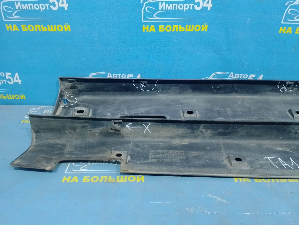 Порог правый пластиковый Honda AVANCIER 1999-2003