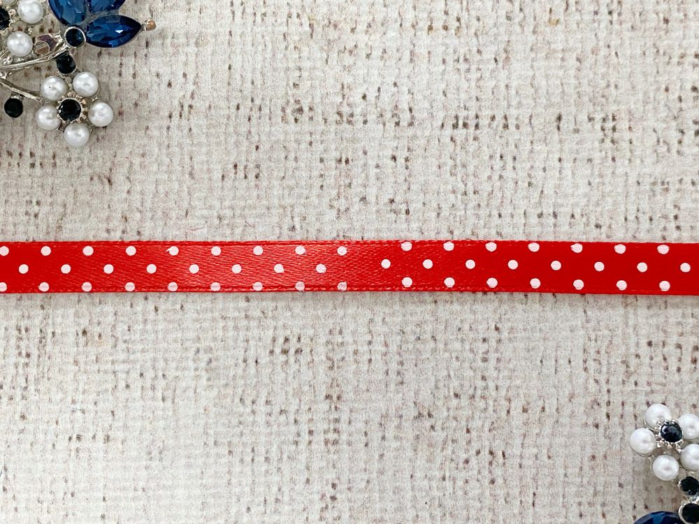 Лента атласная, ш. 1 см, красный с белым