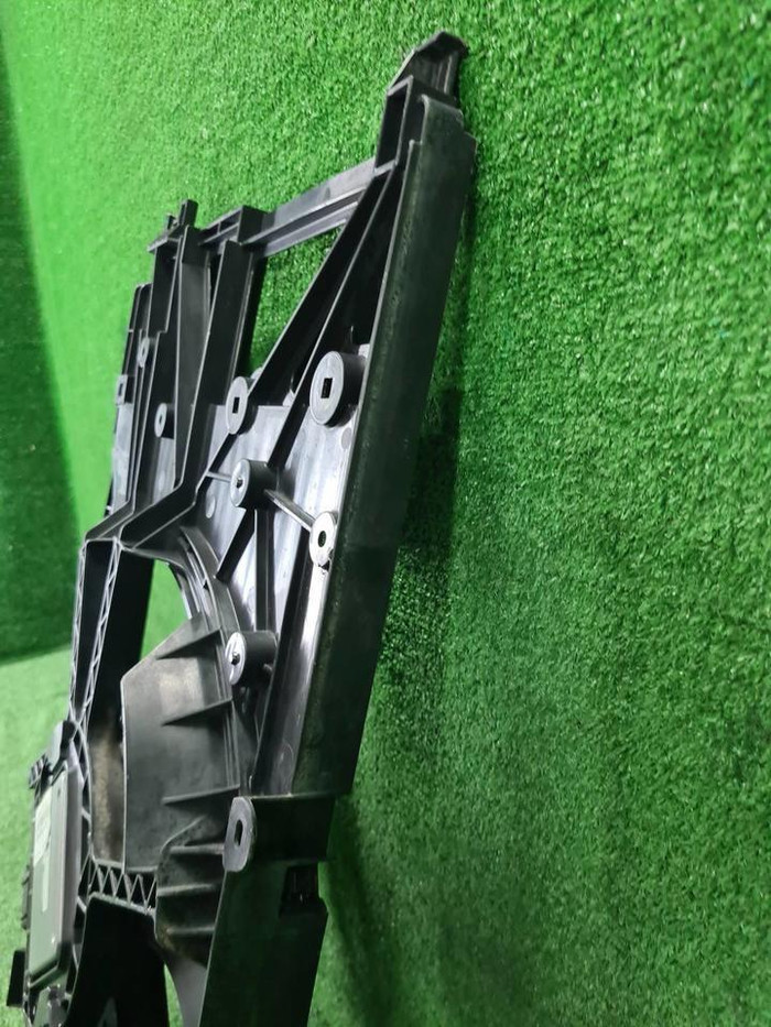 Диффузор с вентилятором Toyota Camry xv70 (17-нв)