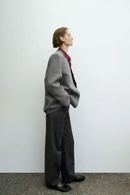 ZARA ДЖИНСЫ ПРЯМОГО КРОЯ СО СРЕДНЕЙ ПОСАДКОЙ — ZW COLLECTION, СЕРЫЙ