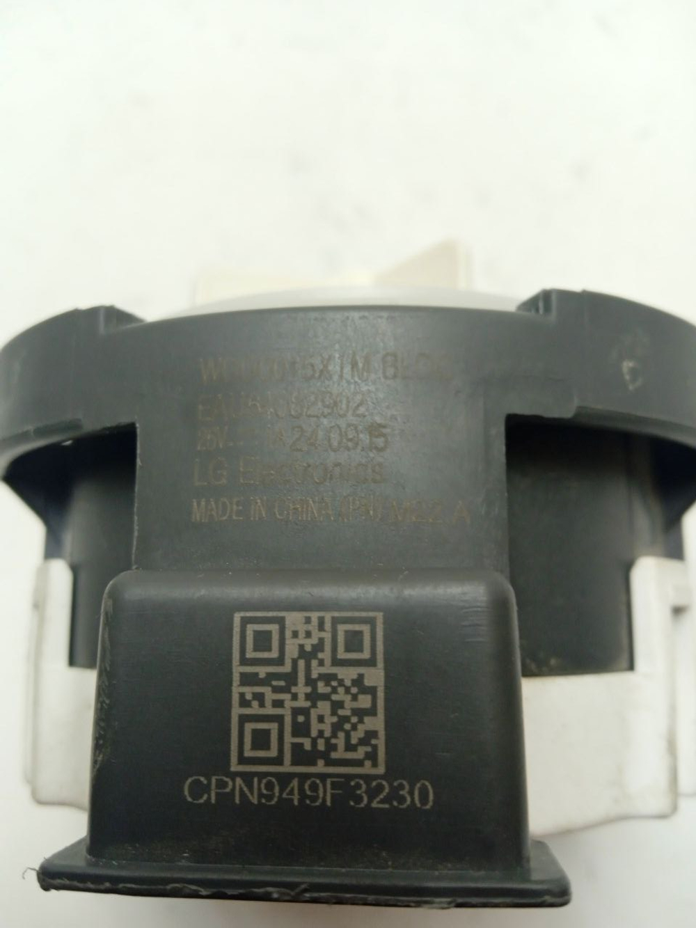 F2J3WS2W кт6 Сливной насос для стиральных машин LG EAU64082901 б/у