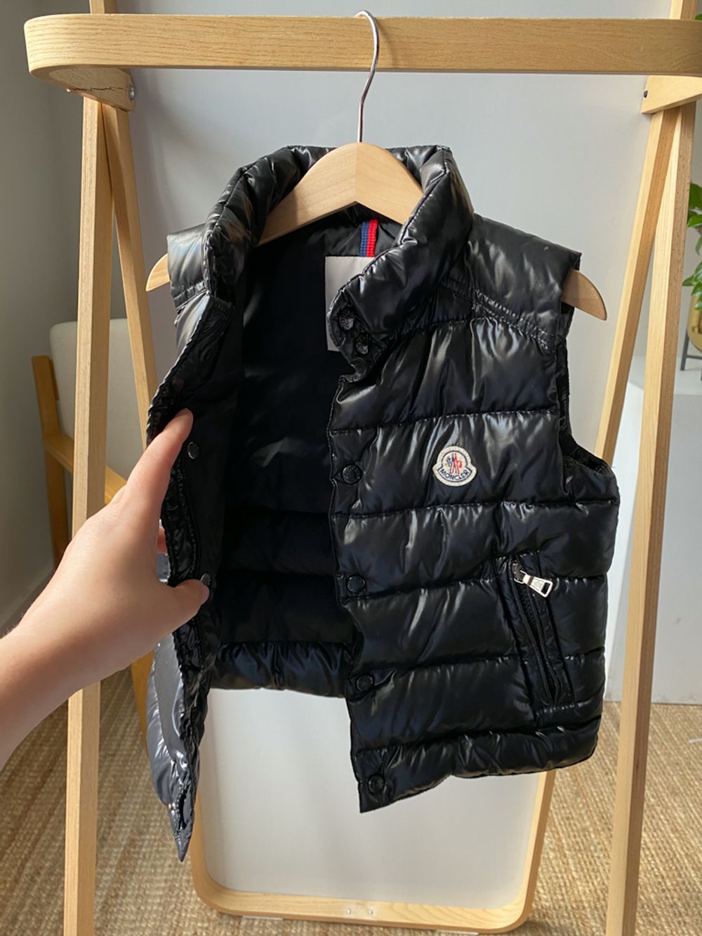 Пуховой жилет Moncler, 104