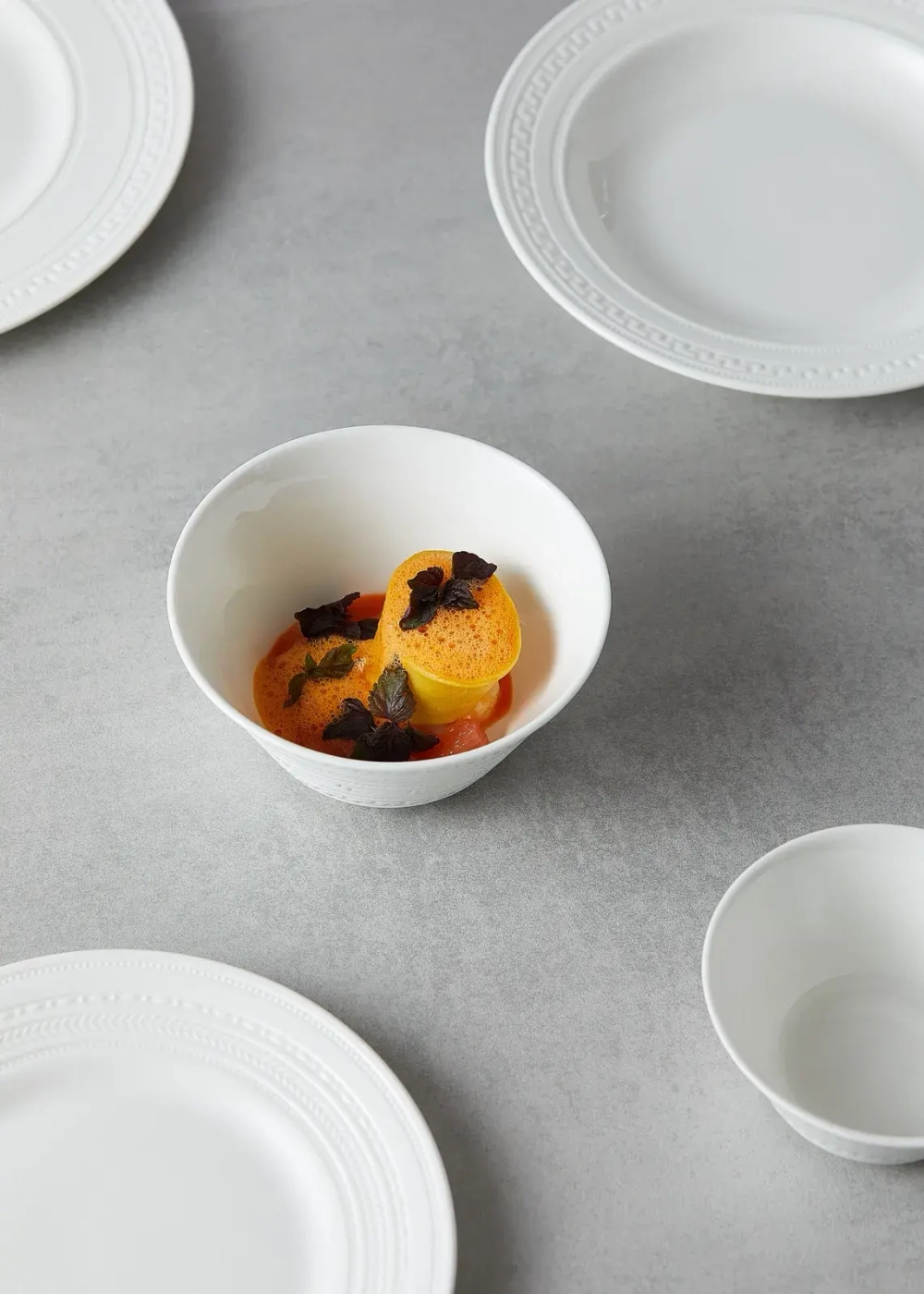 Wedgwood Миска Intaglio 27 см