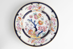 Столовая глубокая тарелка с цветочной росписью в восточноазиатском стиле