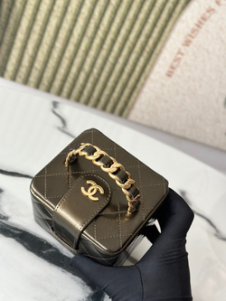 Chanel Bag (2 sizes)