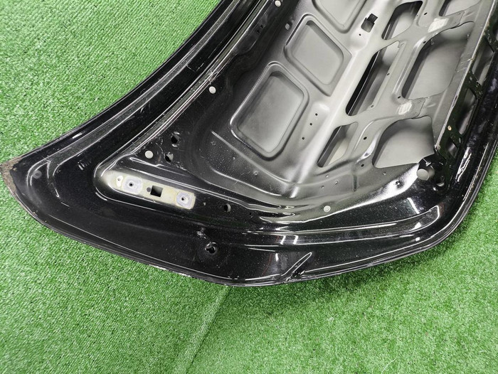 Крышка багажника Mercedes S W221 (05-13) Maybach