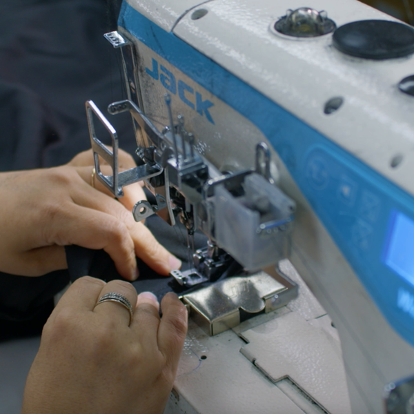 Как оценить качество одежды: простой гид для тех, кто выбирает надёжный мерч