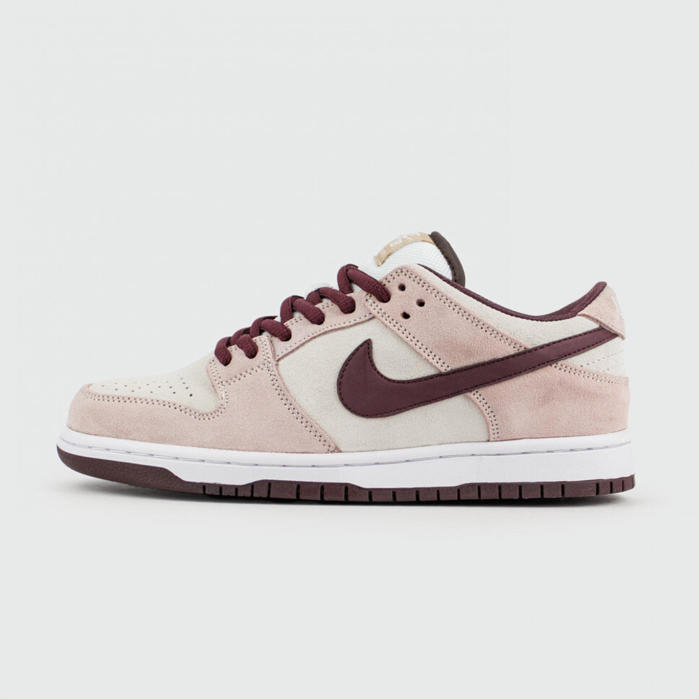 кроссовки Nike SB Dunk Low Desert Sand Wmns
