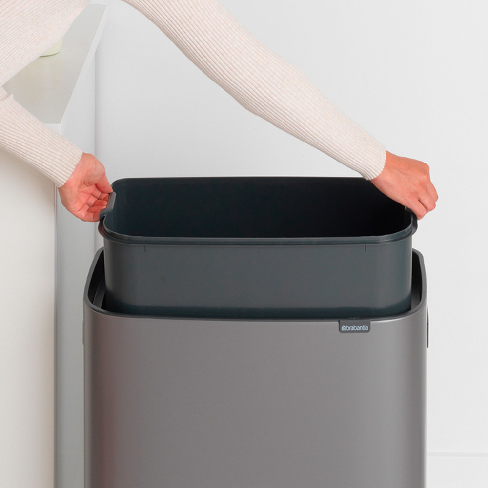 Мусорный бак Bo Touch Bin 60л Brabantia Платиновый
