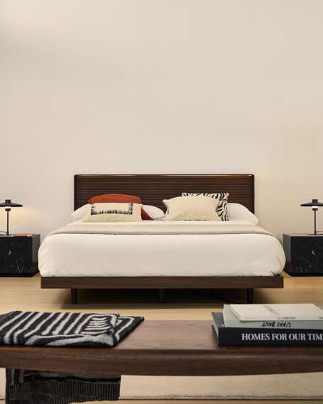 Изголовье Norlen из орехового шпона с темной отделкой LED 60 x 200 см