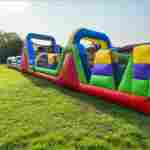 Надувная полоса препятствий для бизнеса «Радужный Драйв», 24×3×4 м