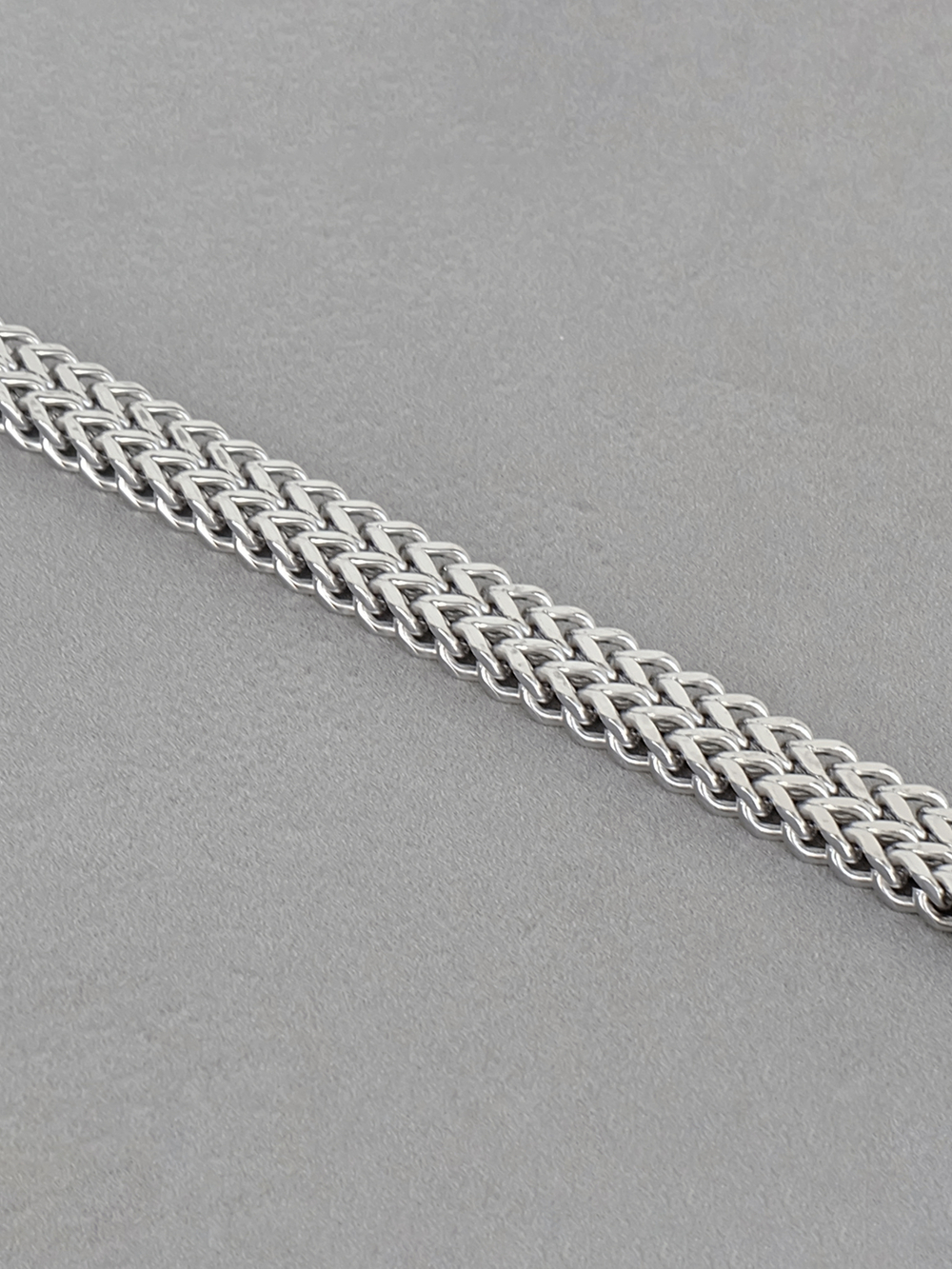 Мужской браслет из стали с магнитной застежкой