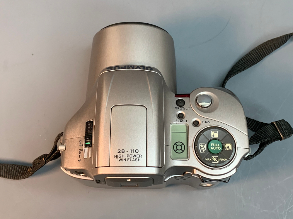 Olympus IS-21