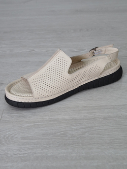 Босоножки женские LIANREZA 06105\300-04