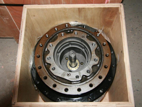 Редуктор хода Hitachi ZX200-3