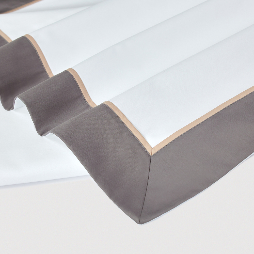 Постельное белье 2 спальное евро Сlaire&Caroll Frame белое с коричневым