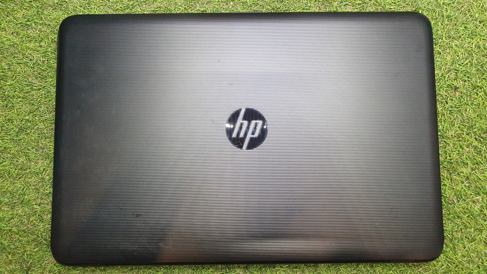 Ноутбук HP i5-6/8Gb/ R5 M430 2Gb/FHD/15-ay053ur X5C06EA/Windows 10