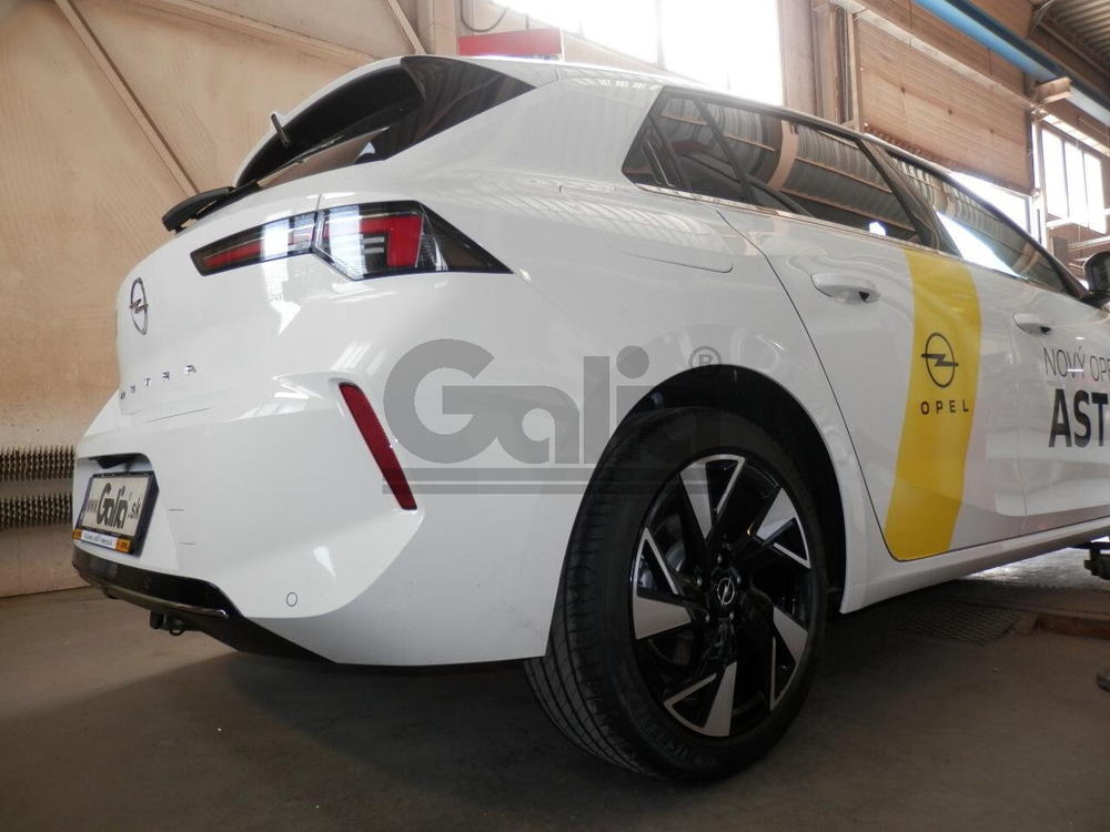 Оцинкованный фаркоп на Peugeot 308 SW хетчбек 5 дверей 2022-, Opel Astra L хетчбек 5 дверей 2022- (без электрики), Galia O075A