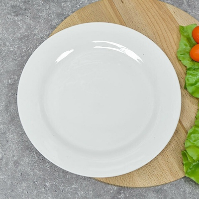 Тарелка 230мм мелкая, без деколи, фарфор