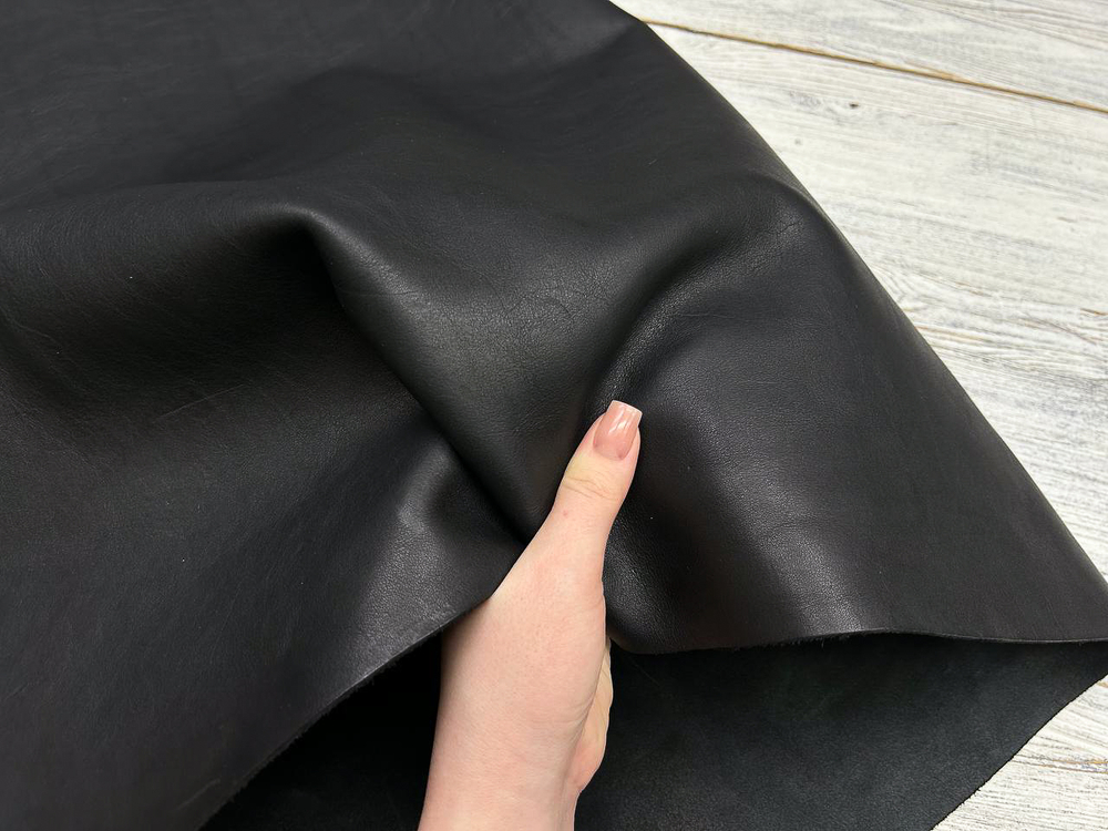 Кожа для мастеров кожевников от Prima Pelle Buffalo Wax Nero