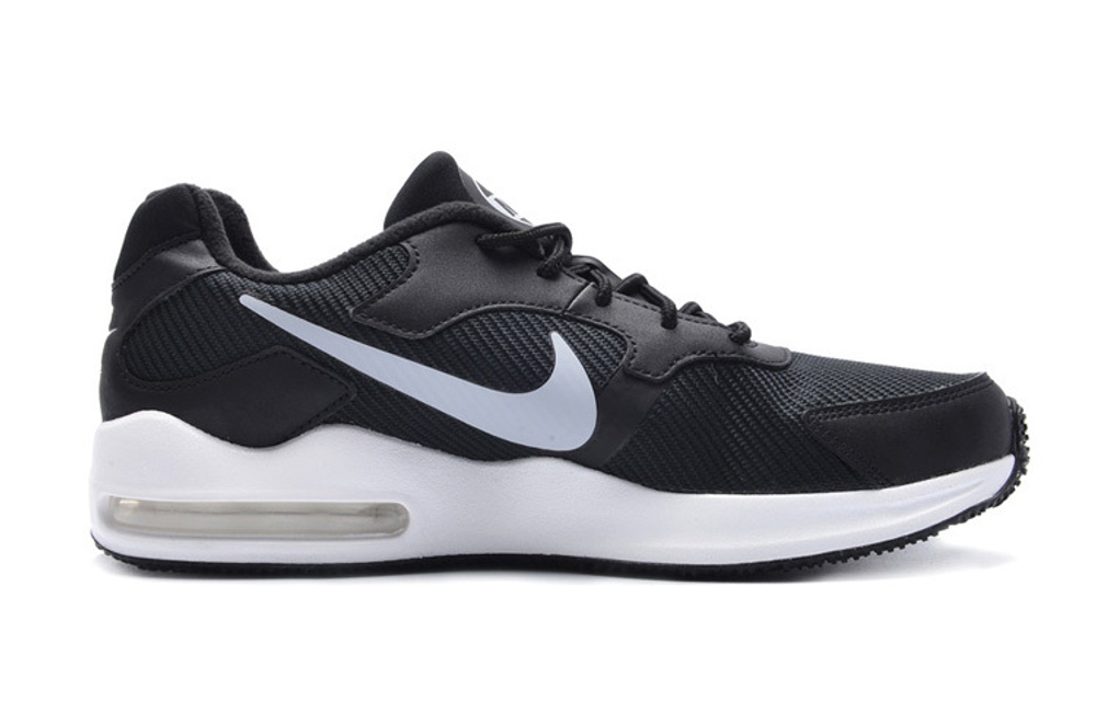 Nike air max guile sneakers hotsell