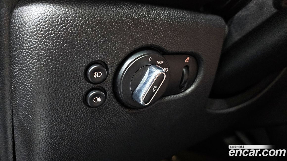 Mini Cooper 5 дверей Pure 버건디 Editions (09.2019)